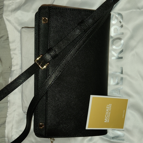 MICHAEL KORS JET SET -lg crossbody clutch purse. NWT - Picture 5 of 5